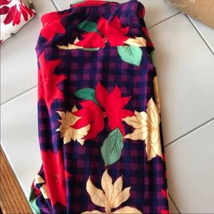 TC Lularoe leggings new. Holiday Christmas